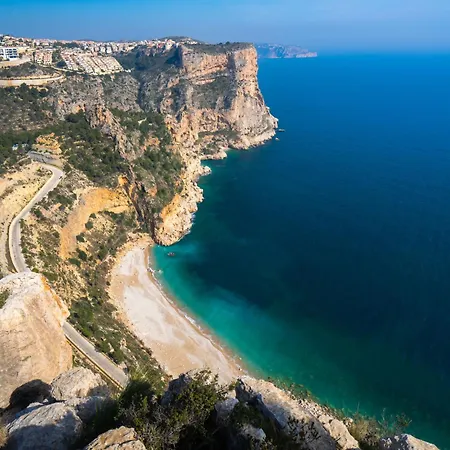 Blue Infinity 4 By Interhome * בניטאצ'ל