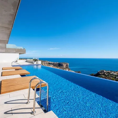 Blue Infinity 4 By Interhome *