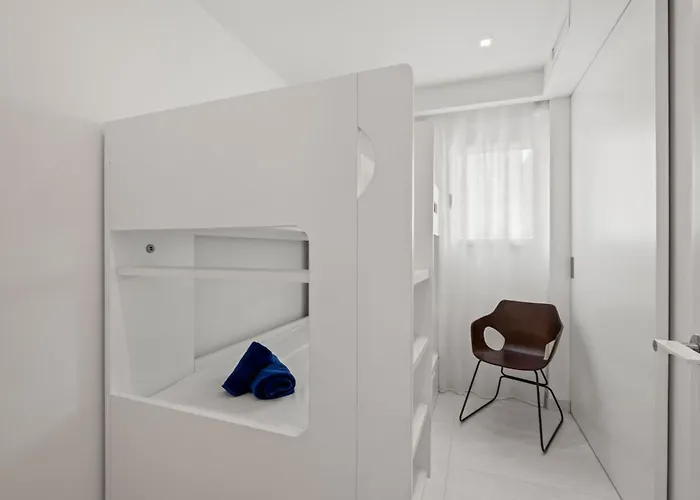 Blue Infinity 4 By Interhome Daire *