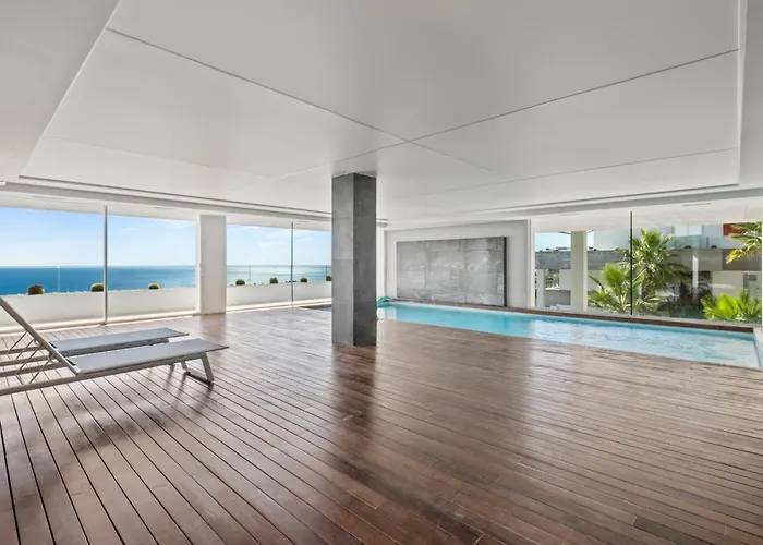 Blue Infinity 4 By Interhome Daire