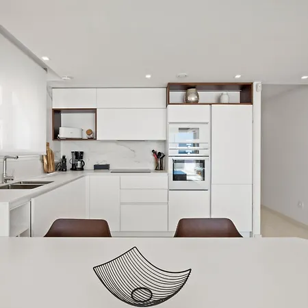 Blue Infinity 4 By Interhome *