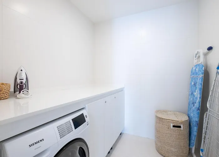 Blue Infinity 4 By Interhome