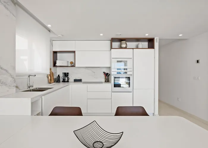 Blue Infinity 4 By Interhome *