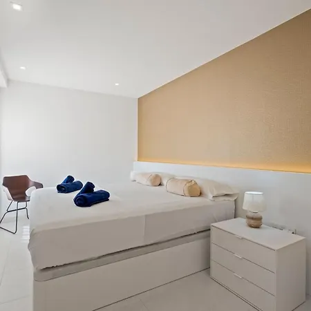 Апартаменты Blue Infinity 4 By Interhome *